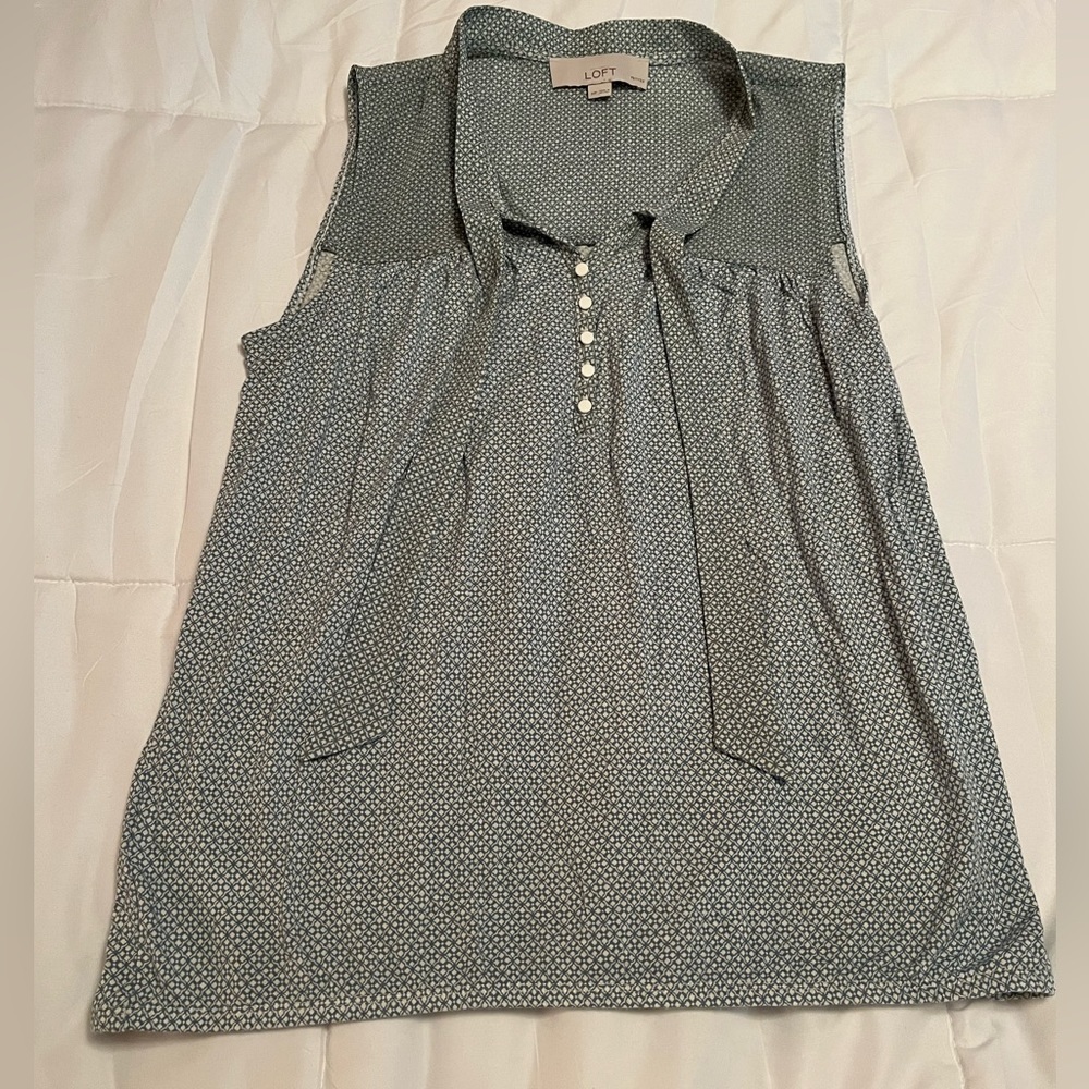 Loft Petites/women’s blouse, size MP, green and ivory